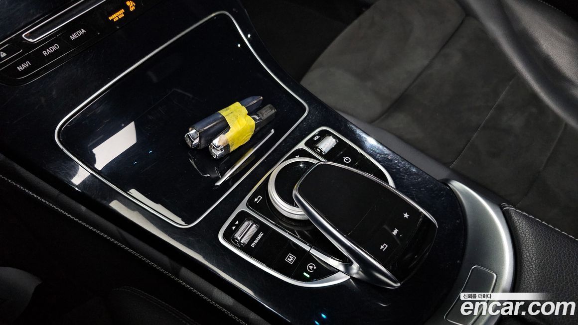 Mercedes-Benz GLC-Class 2019