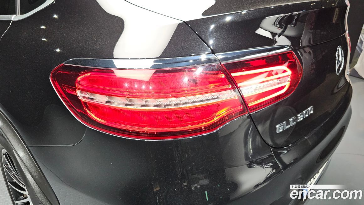 Mercedes-Benz GLC-Class 2019