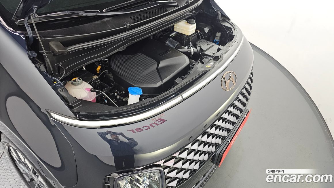 Hyundai Staria 2022