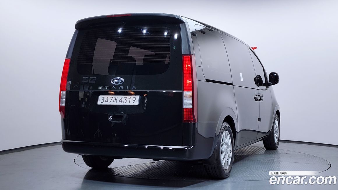 Hyundai Staria 2023
