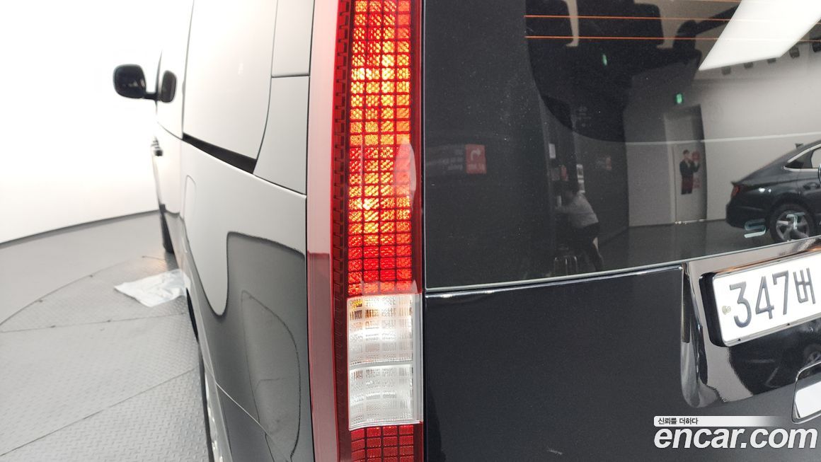 Hyundai Staria 2023