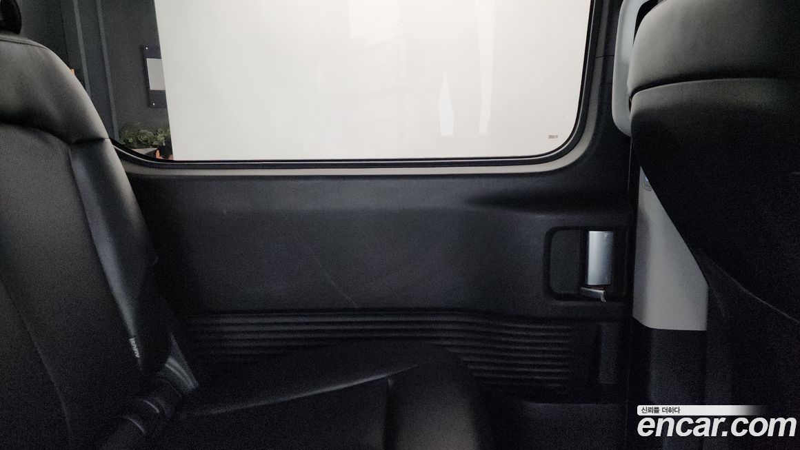 Hyundai Staria 2023