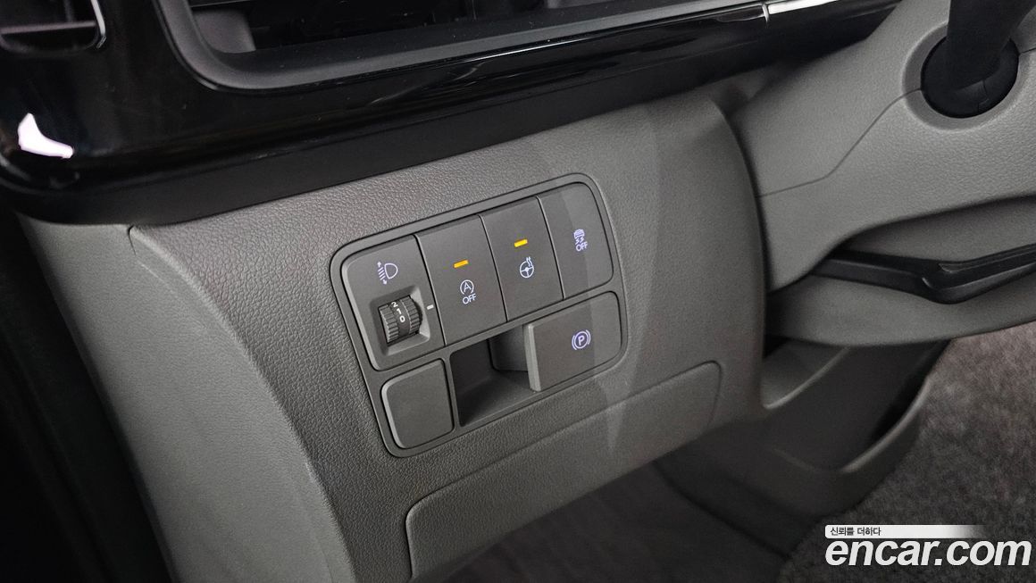 Hyundai Staria 2022