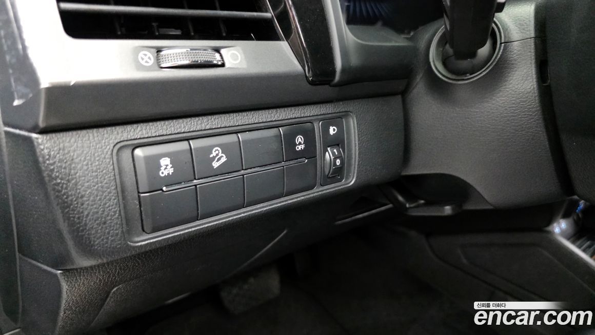 KG_Mobility_Ssangyong Rexton 2023