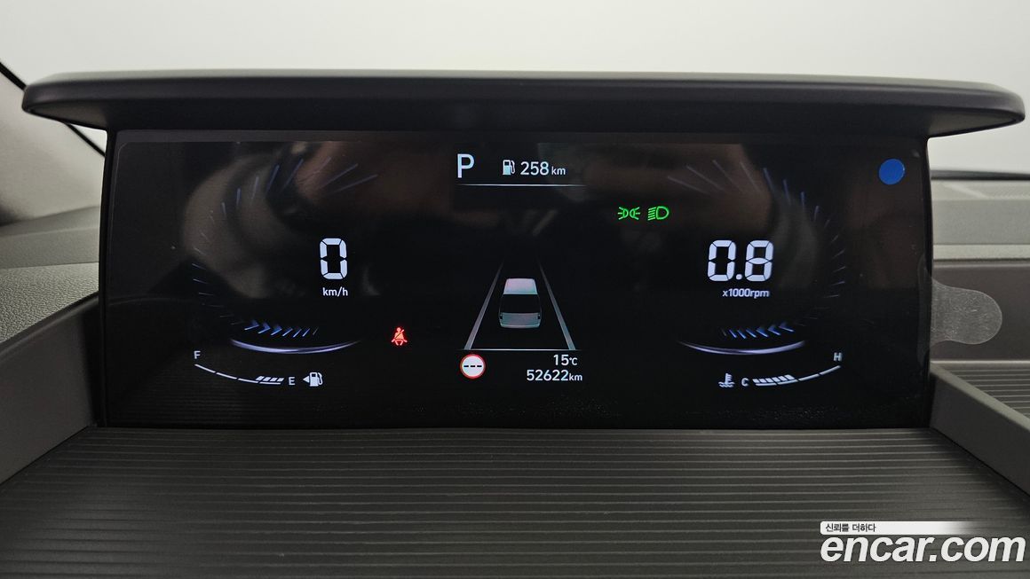 Hyundai Staria 2022