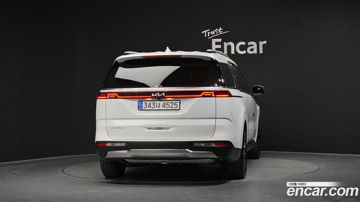 Kia Canival 2023