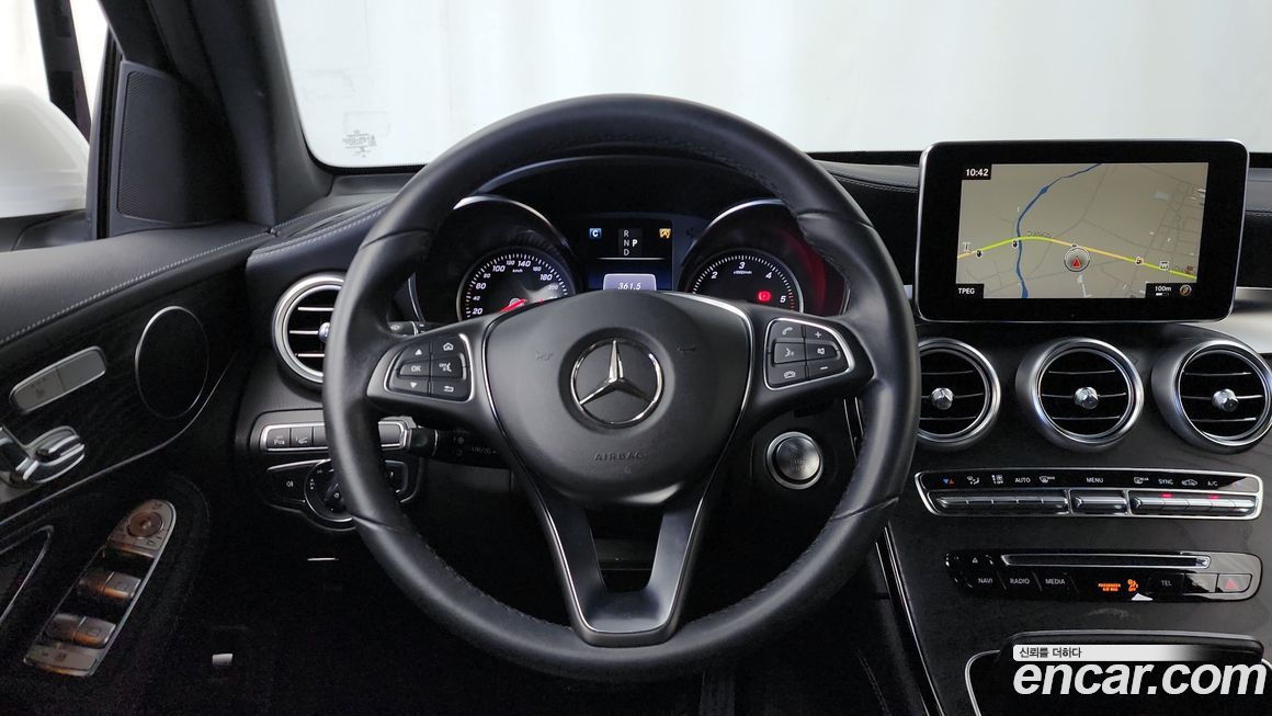 Mercedes-Benz GLC-Class 2018