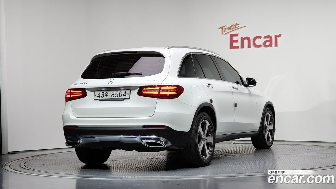 Mercedes-Benz GLC-Class 2018