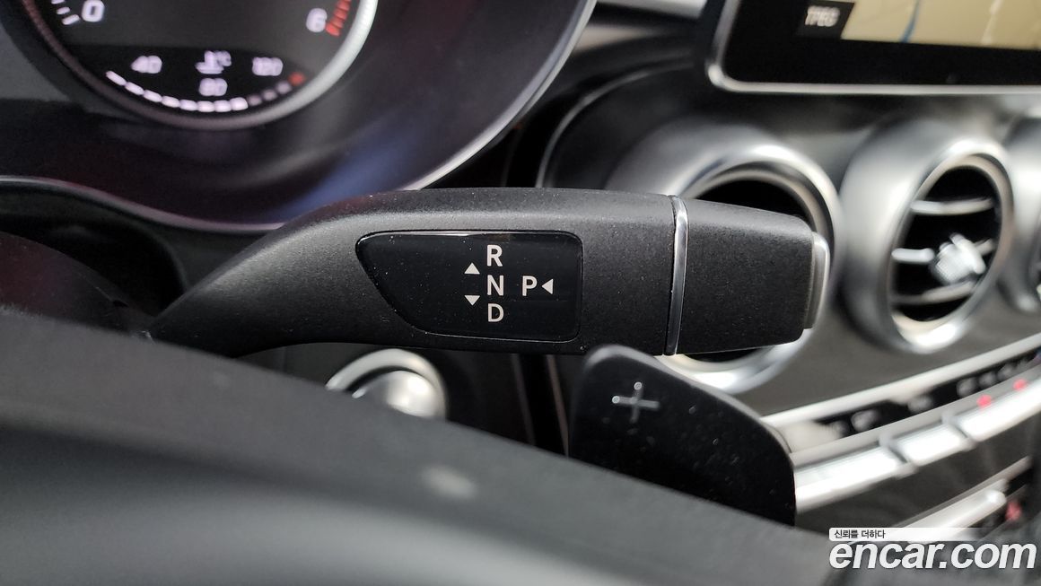 Mercedes-Benz GLC-Class 2018