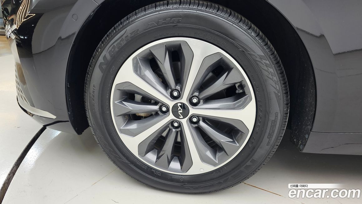 Kia K8 2023