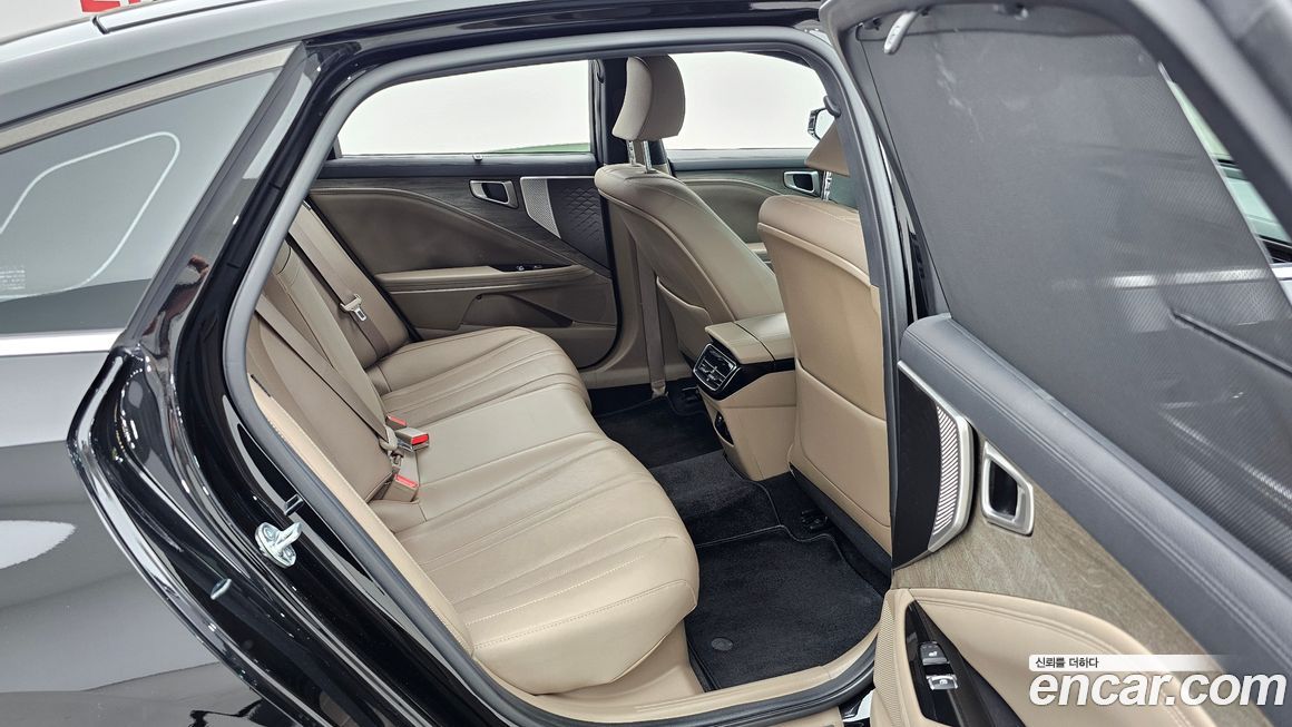 Kia K8 2023