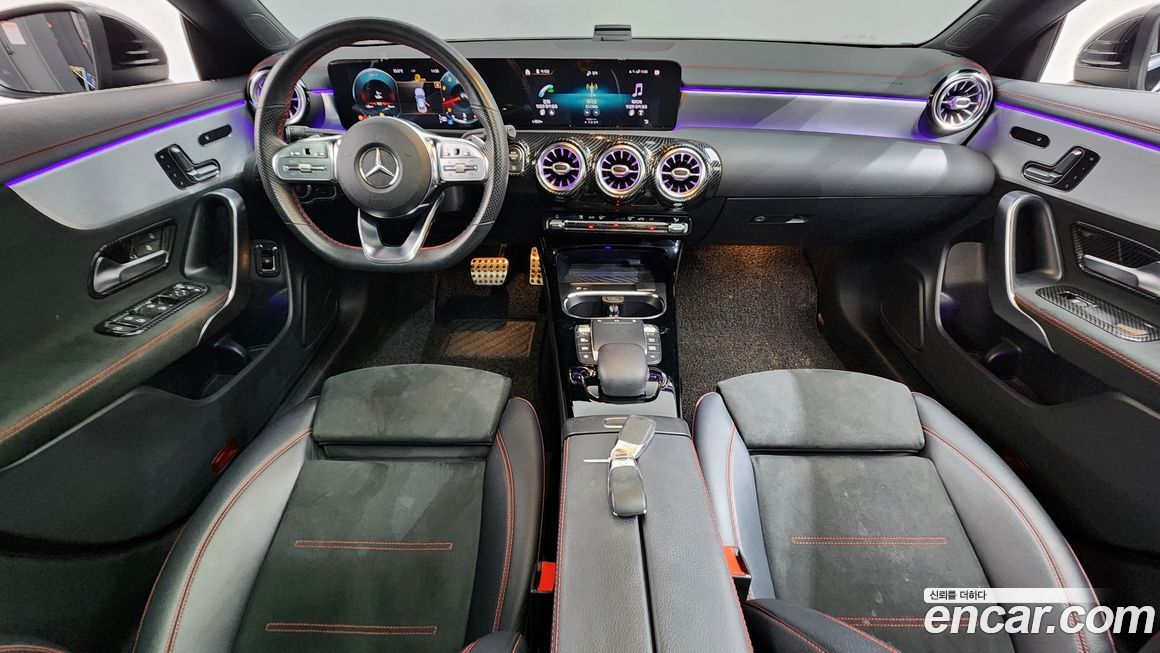 Mercedes-Benz CLA-Class 2021