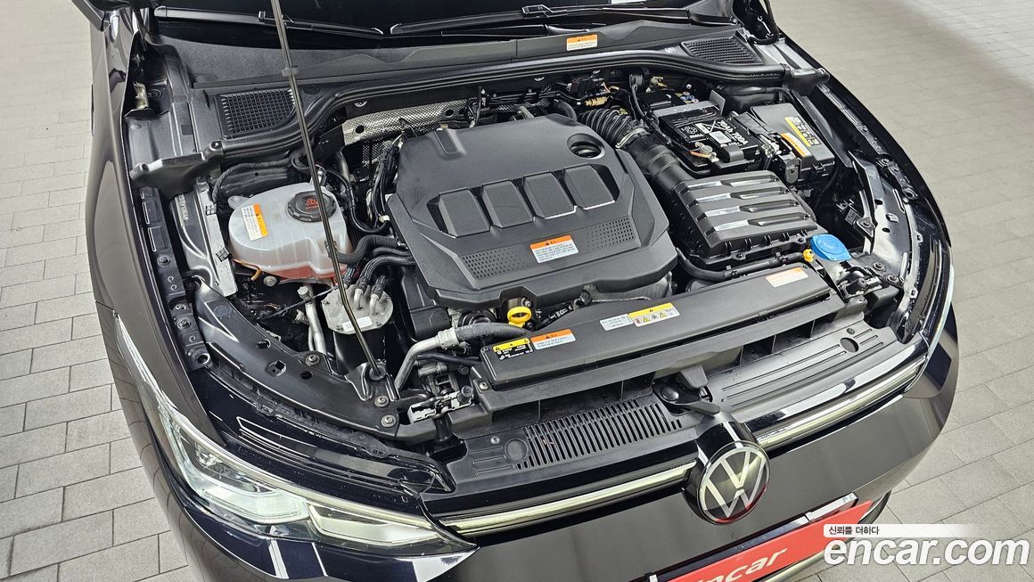 Volkswagen Golf 2024