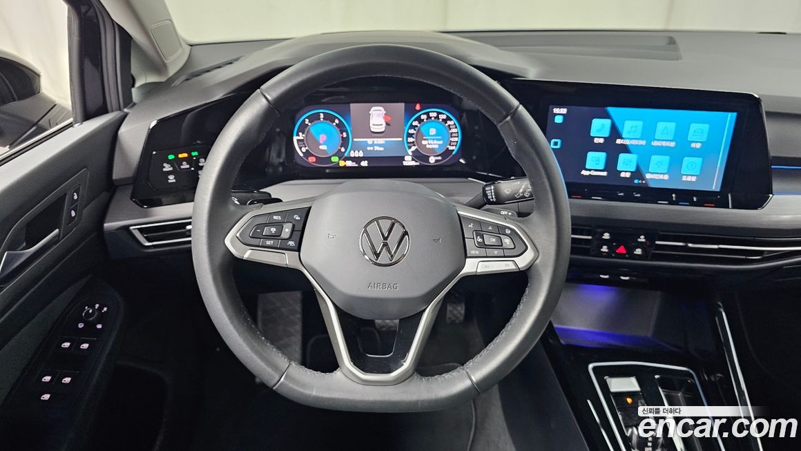 Volkswagen Golf 2024