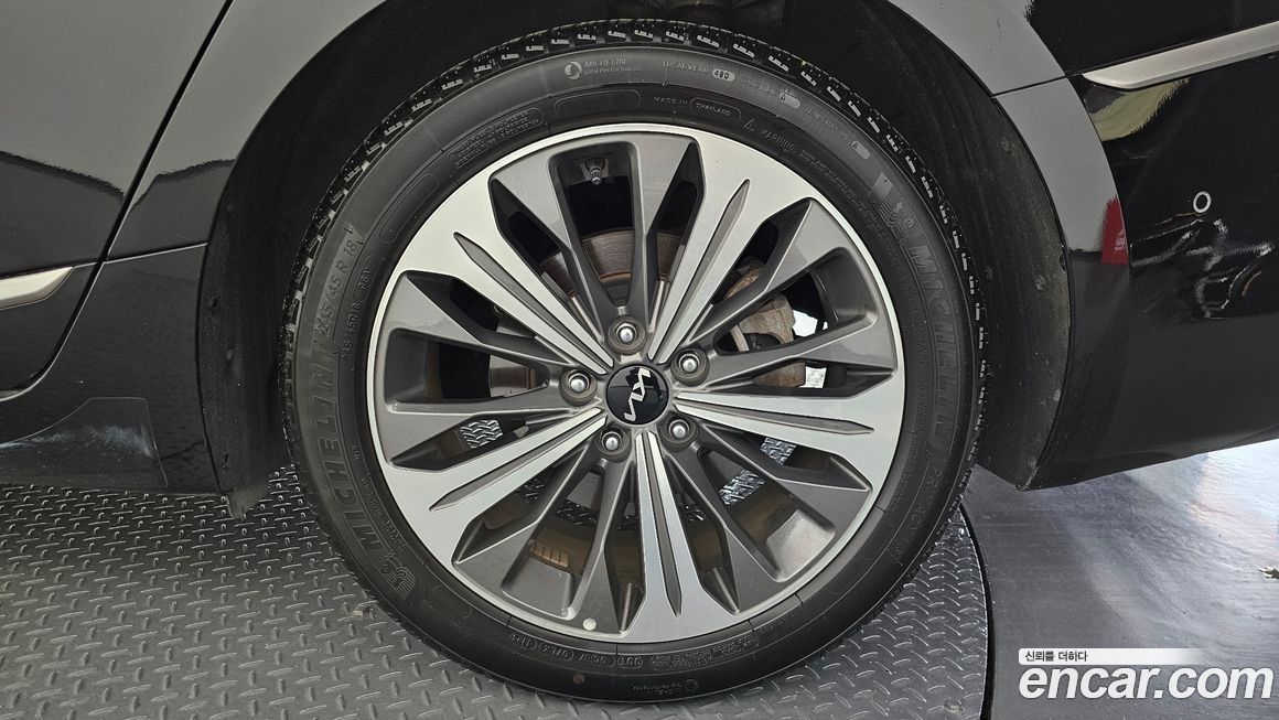 Kia K8 2023