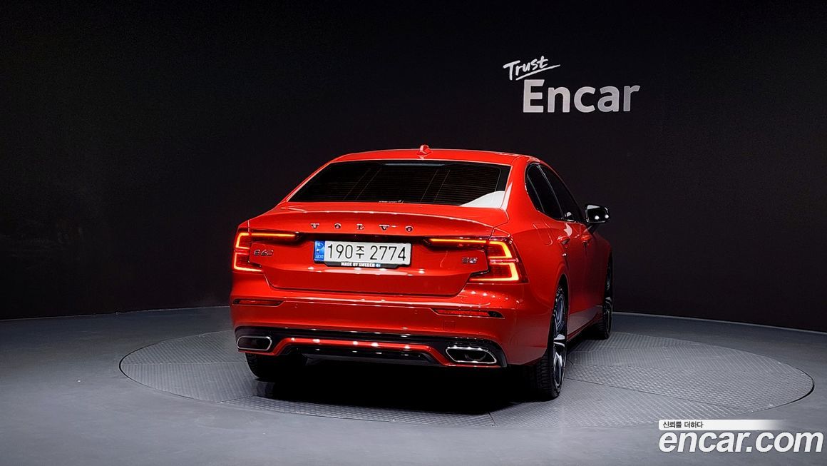 Volvo S60 2022