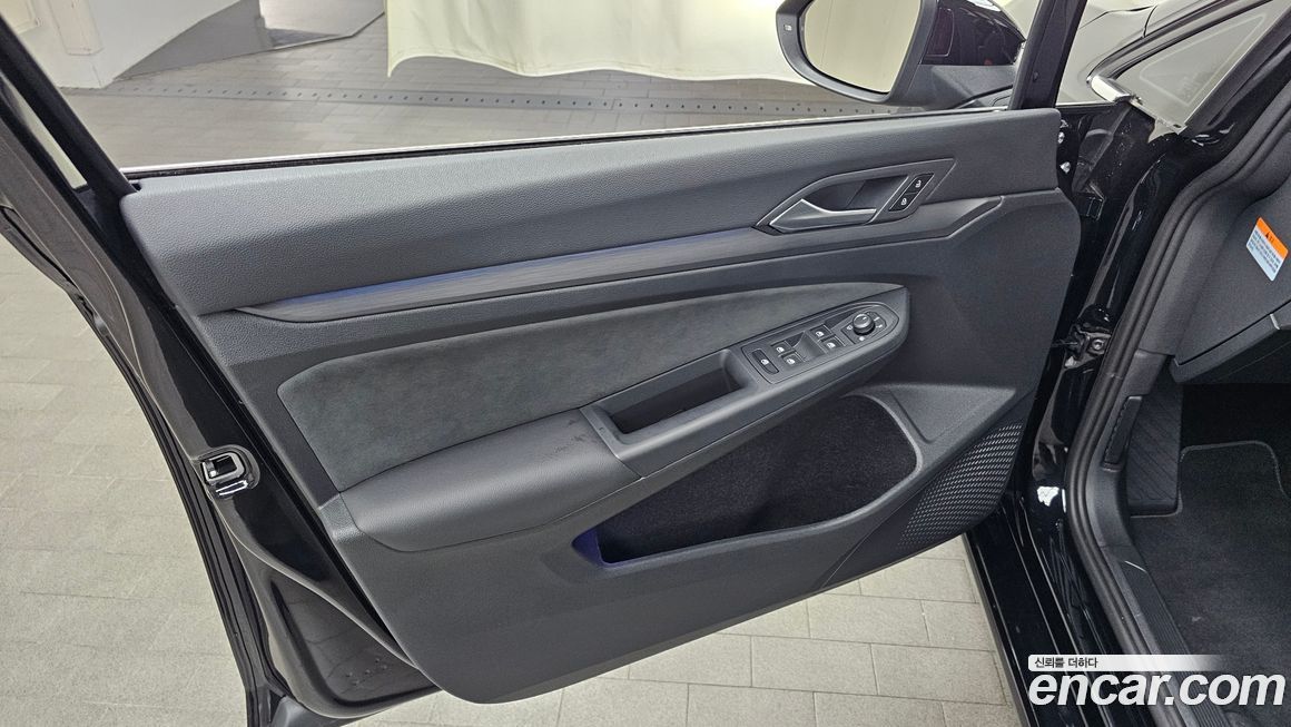 Volkswagen Golf 2024