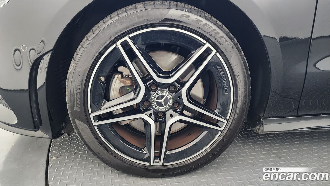 Mercedes-Benz CLA-Class 2021