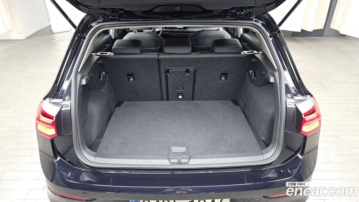 Volkswagen Golf 2024