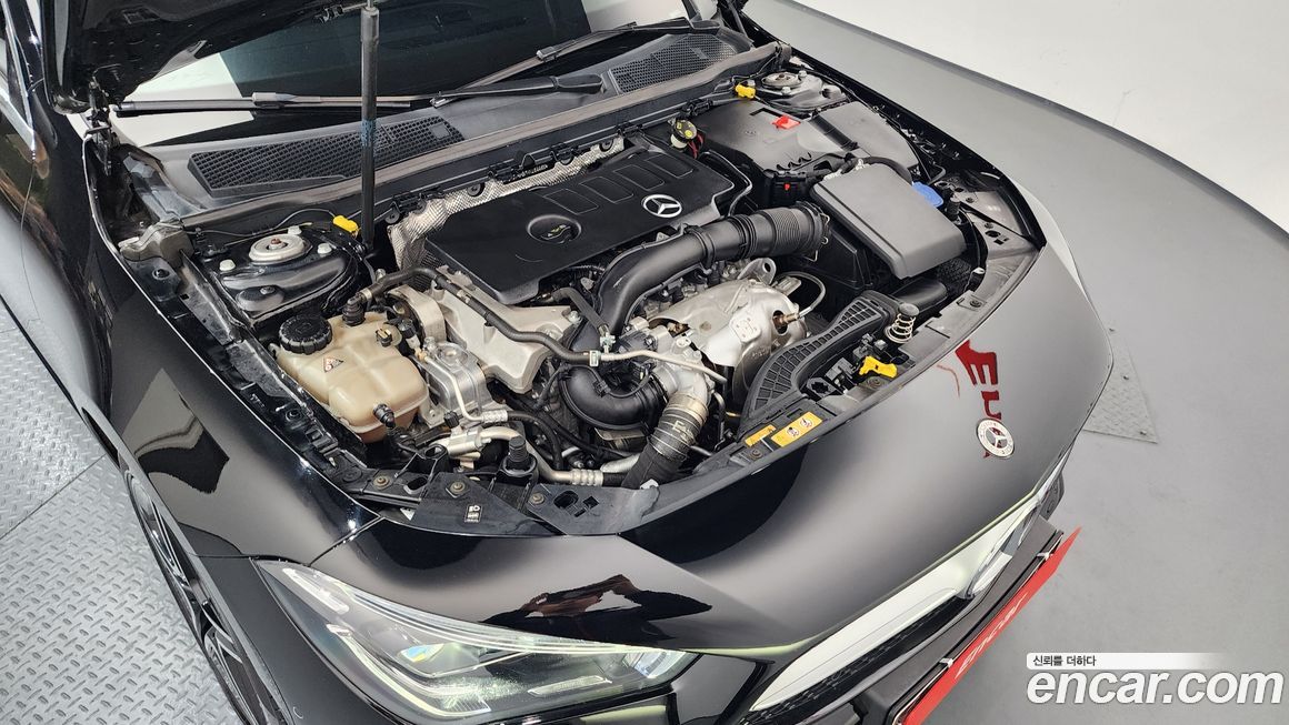 Mercedes-Benz CLA-Class 2021