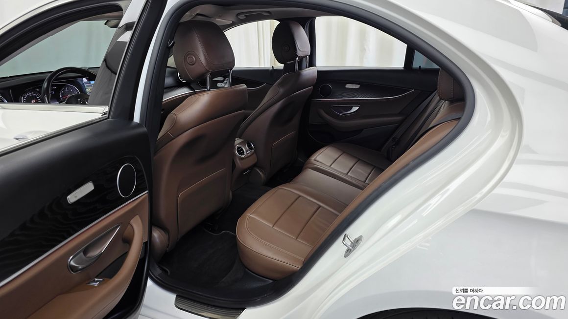 Mercedes-Benz E-Class 2019