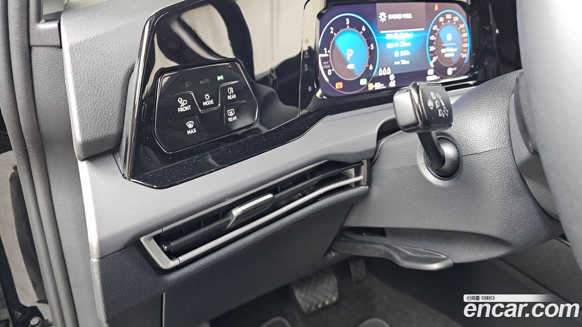 Volkswagen Golf 2024