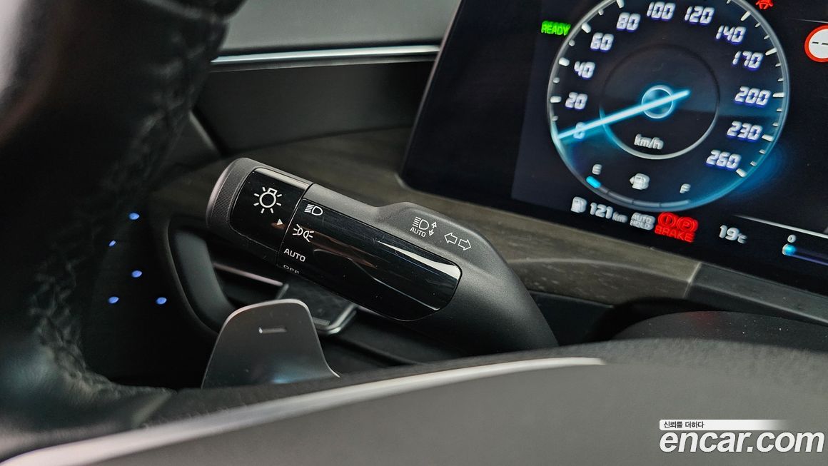 Kia K8 2023