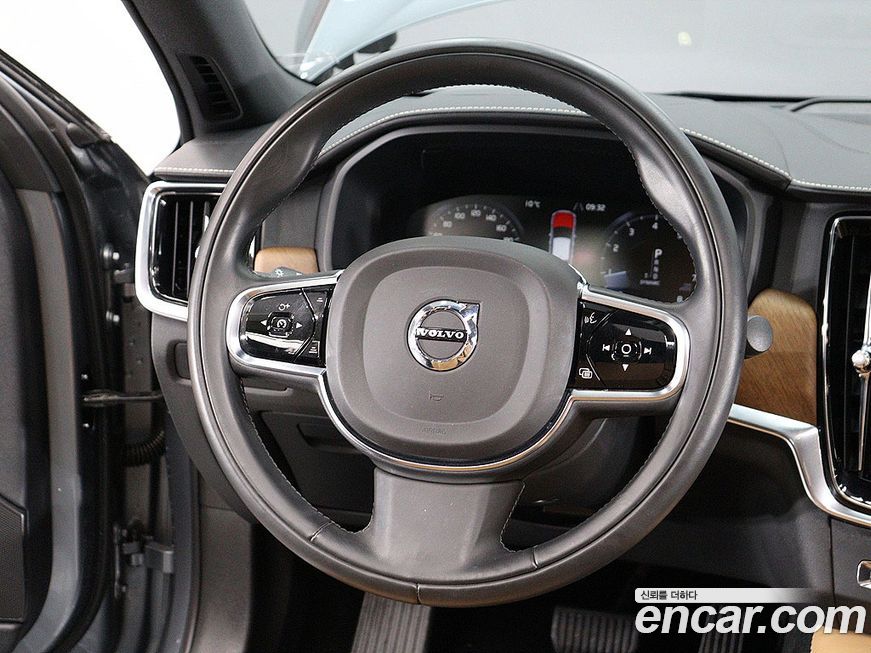 Volvo S90 2019