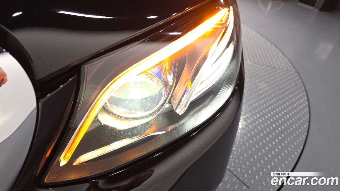 Mercedes-Benz E-Class 2018