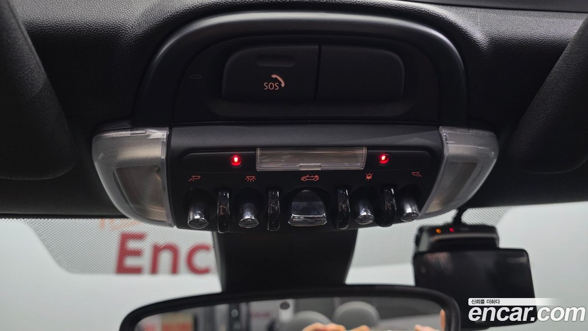 Mini Cooper Convertible 2024