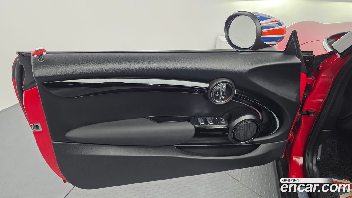 Mini Cooper Convertible 2024