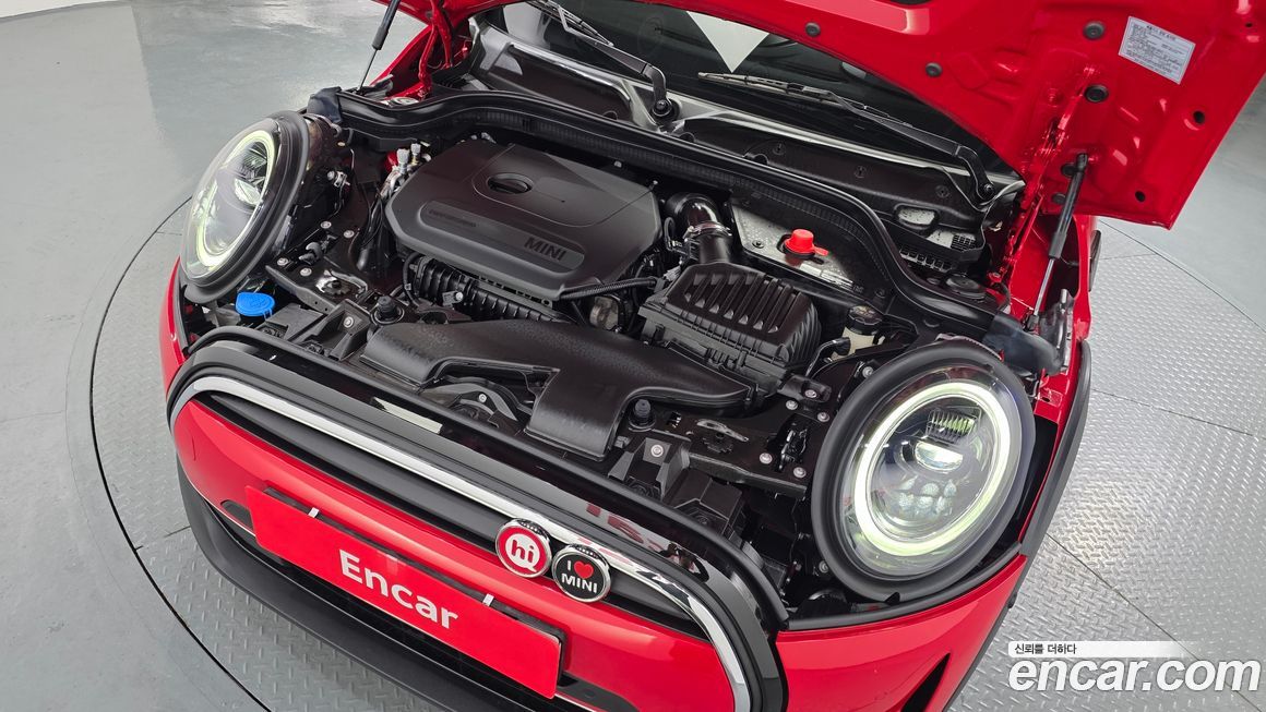 Mini Cooper Convertible 2024