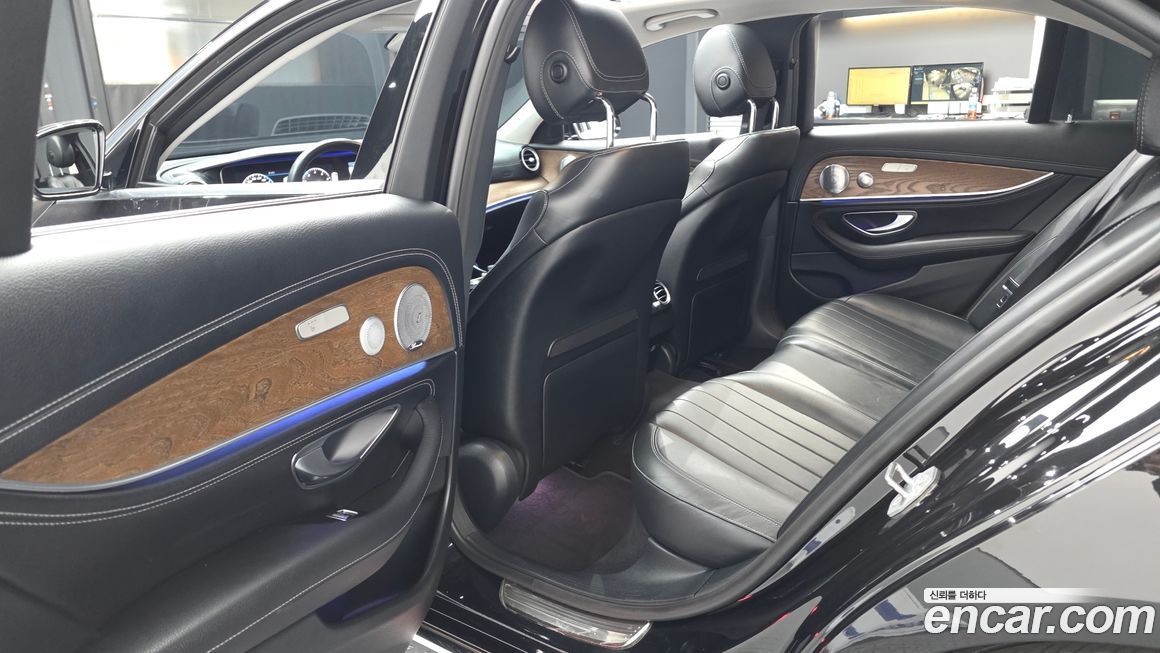 Mercedes-Benz E-Class 2018