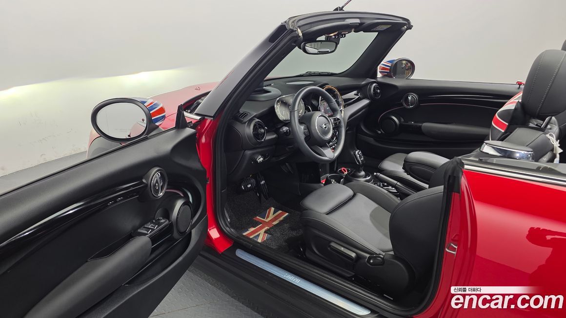 Mini Cooper Convertible 2024