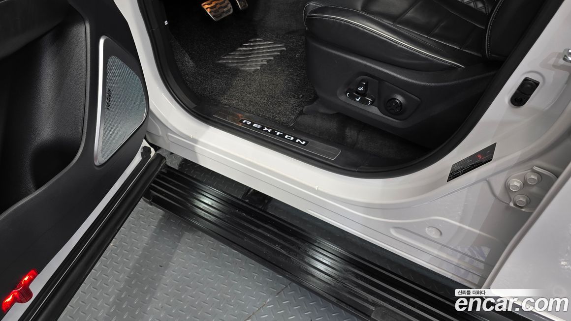 KG_Mobility_Ssangyong Rexton 2021