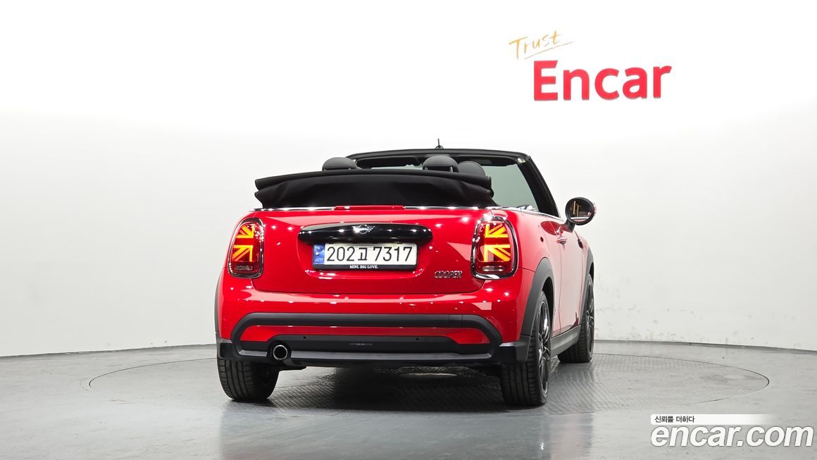 Mini Cooper Convertible 2024