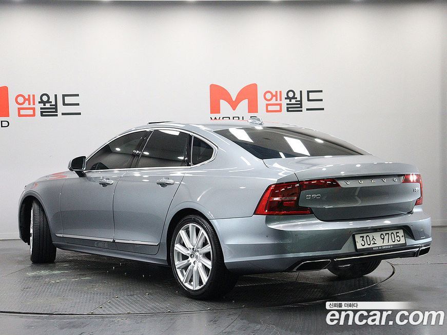Volvo S90 2019