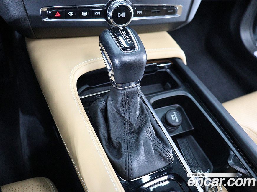 Volvo S90 2019