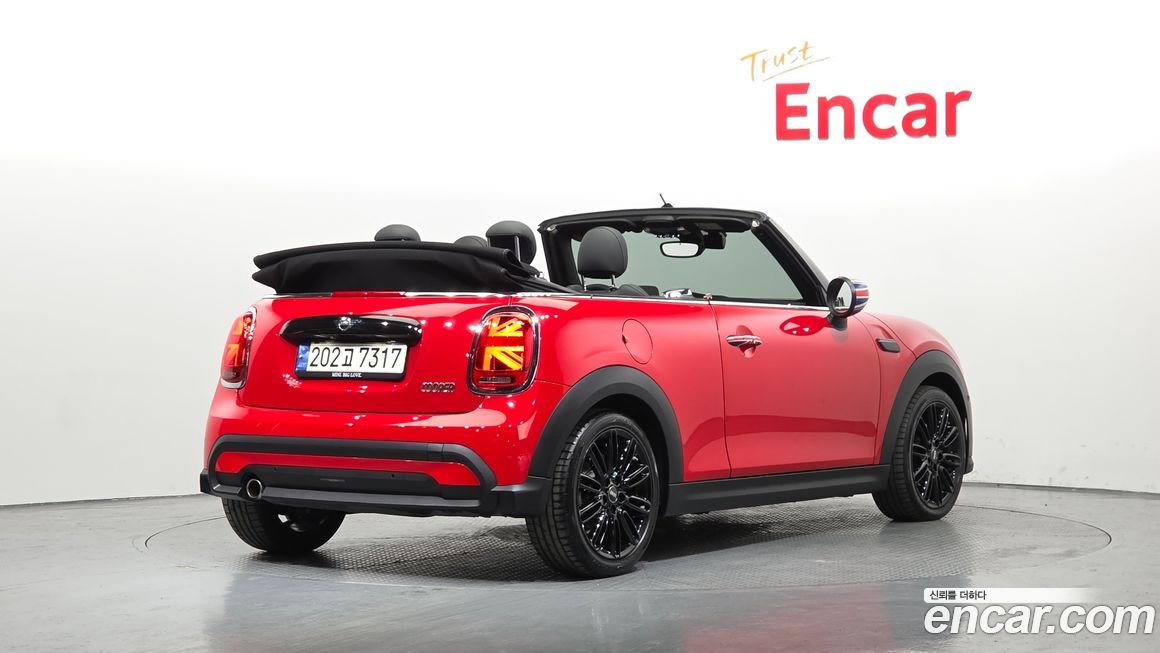 Mini Cooper Convertible 2024