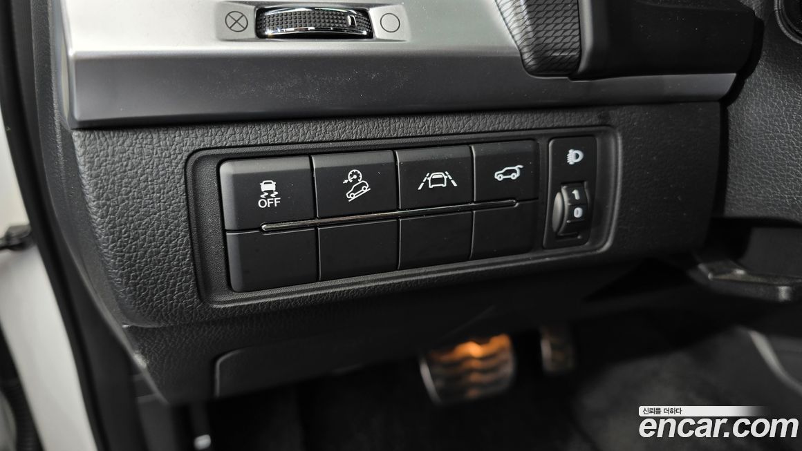 KG_Mobility_Ssangyong Rexton 2021