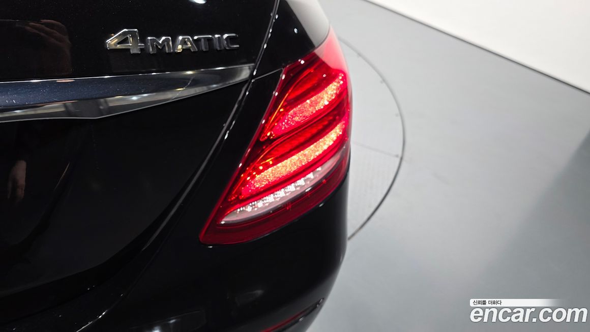 Mercedes-Benz E-Class 2018