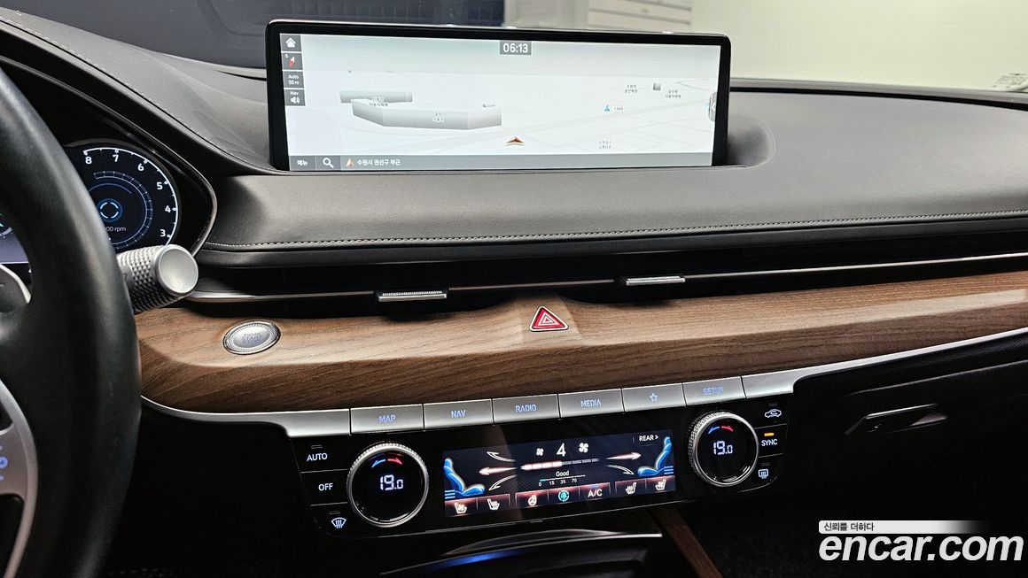 Genesis G80 2022