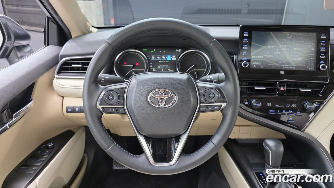 Toyota Camry 2024