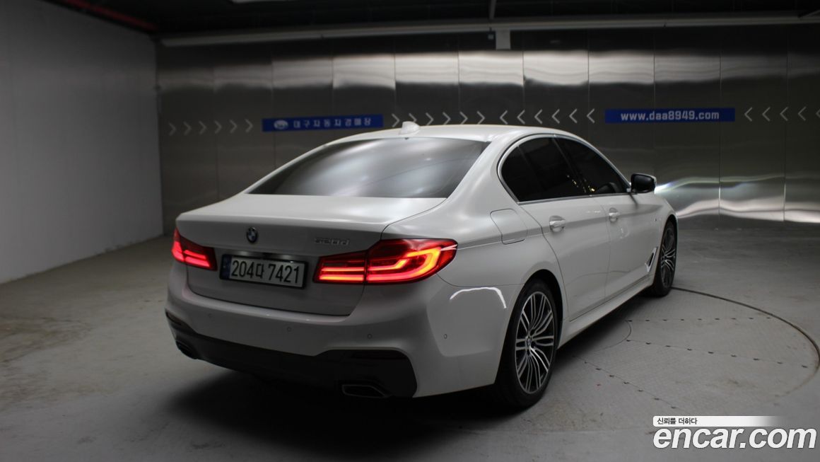 BMW 5-Series 2020