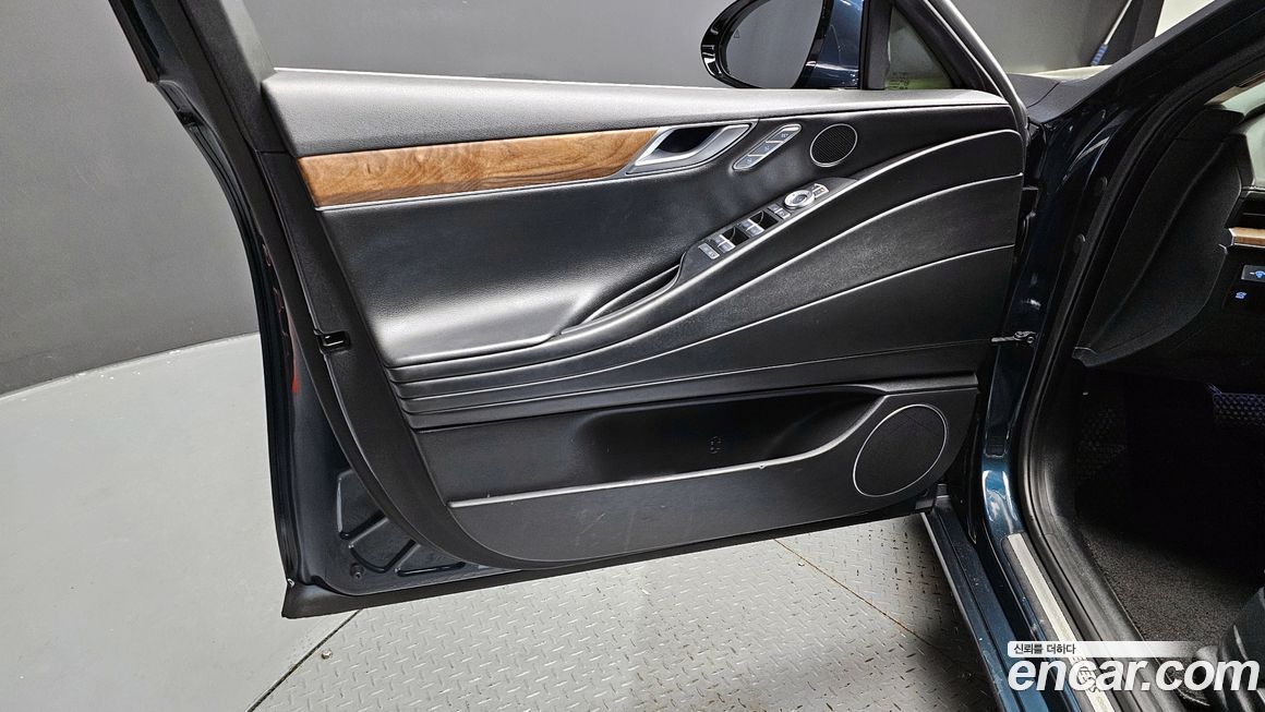 Genesis G80 2022