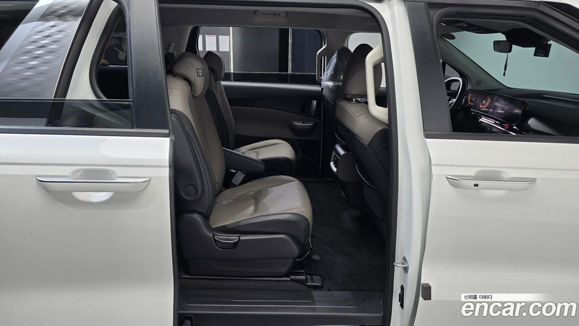 Kia Canival 2025