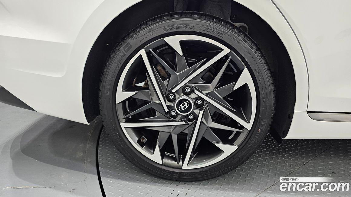 Hyundai Grandeur 2023