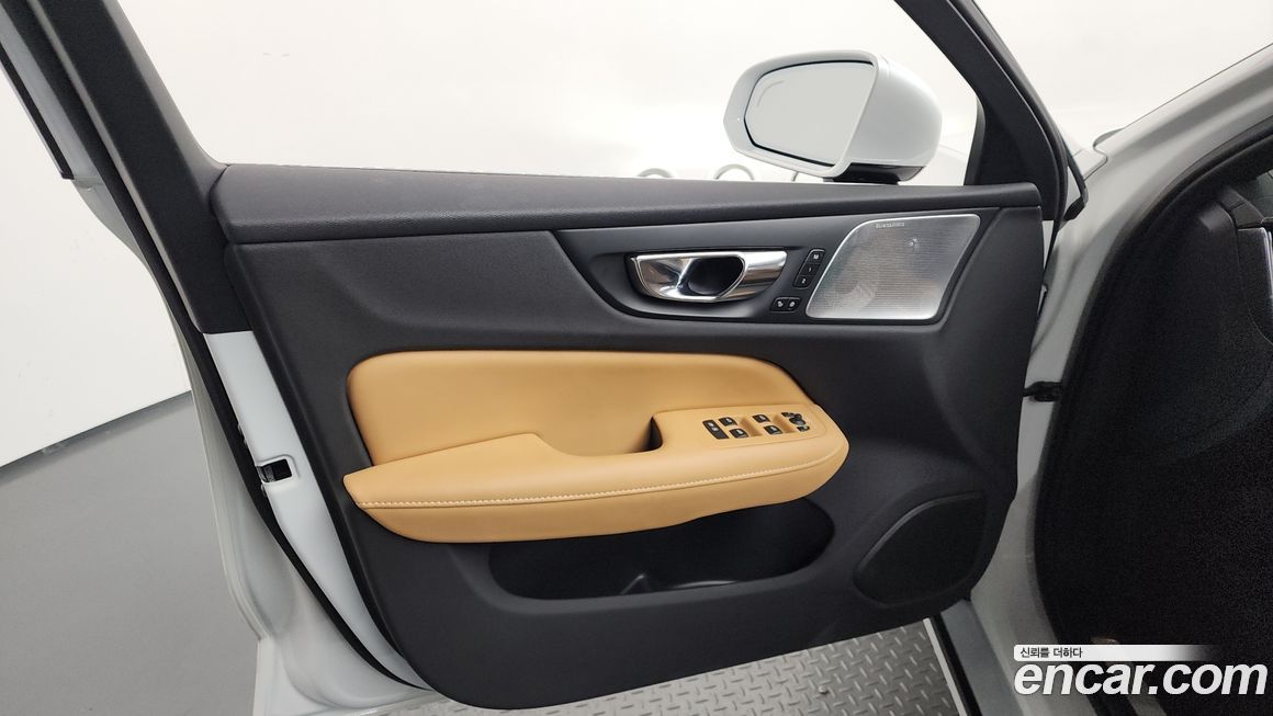 Volvo S60 2021