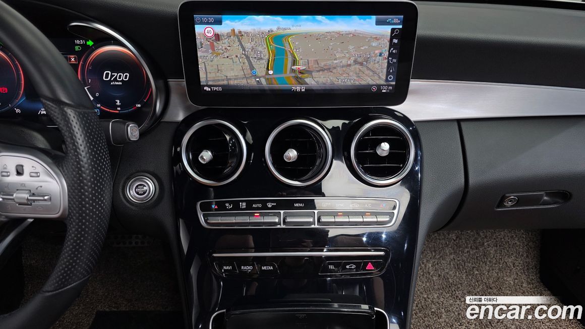 Mercedes-Benz C-Class 2020