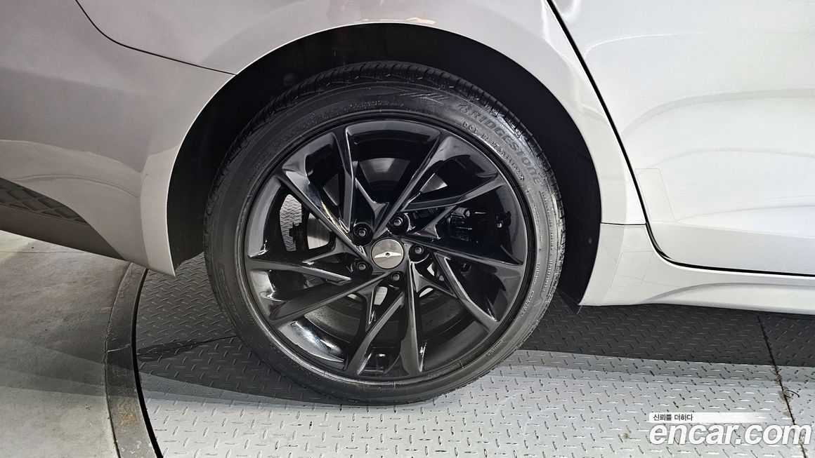 Genesis G70 2023